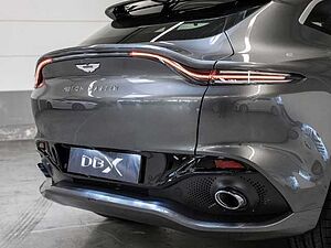 Aston Martin DBX Magnetic Silver Sonderleasing 