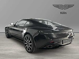Aston Martin DB11 V8 Coupe Onyx Black Pure Black Carbon Twill 
