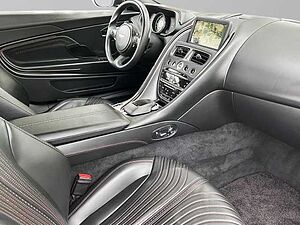 Aston Martin DB11 V8 Coupe Onyx Black Pure Black Carbon Twill 
