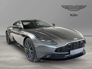 Aston Martin DB11 V8 Coupe Magnetic Silver Onyx Black Carbon Twill 