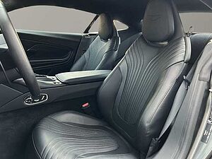Aston Martin DB11 V8 Coupe Magnetic Silver Onyx Black Carbon Twill 