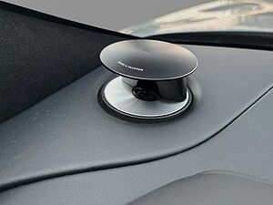Aston Martin DB11 V8 Coupe Magnetic Silver Onyx Black Carbon Twill 