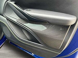 Aston Martin DBX 707 Ion Blue Onyx Black Carbon 