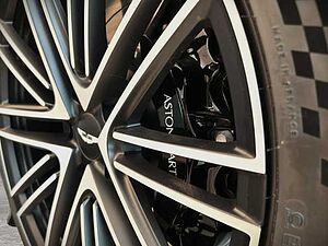 Aston Martin DB12 Minotaur Green Oxford Tan Bowers & Wilkins 