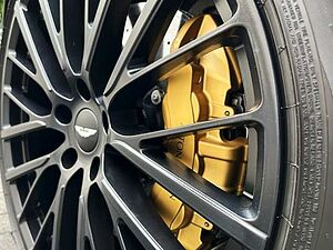Aston Martin DBX 707 Satin Titanium Grey Sandstorm 