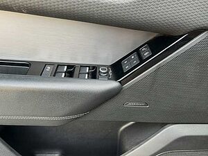 Land Rover Range Rover Velar P250 Panorama WinterPak AHK 