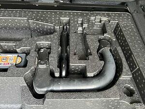 Land Rover Range Rover Velar P250 Panorama WinterPak AHK 