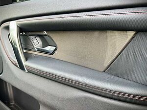 Land Rover Discovery Sport D150 R-Dynamic AWD Panorama Kamera 