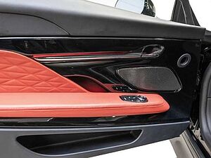 Aston Martin DB12 Oberon Black Carbonbremse Interieur Duotone 