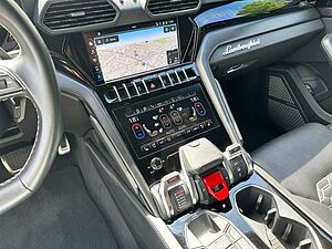 Lamborghini Urus Bronze Hypnos Bang & Olufsen 