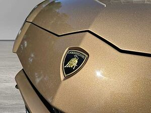 Lamborghini Urus Bronze Hypnos Bang & Olufsen 