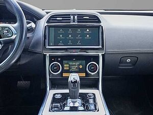 Jaguar XE R-Dynamic HSE D200 Mild-Hybrid EU6d 