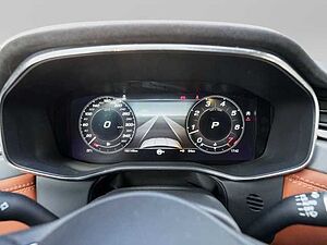 Jaguar F-Pace P550 AWD SVR 5,0 V8 Kompressor 