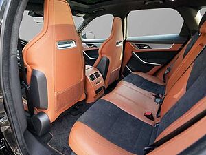 Jaguar F-Pace P550 AWD SVR 5,0 V8 Kompressor 
