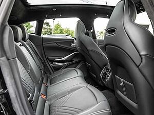 Aston Martin DBX Jet Black Onyx Black 