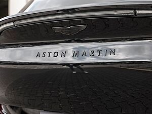 Aston Martin DBX Jet Black Onyx Black 