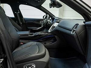 Aston Martin DBX Jet Black Onyx Black