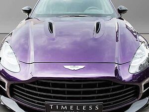 Aston Martin DBX 707 Storm Purple Onyx Black