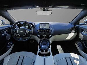 Aston Martin Vantage V8 Onyx Black / Ivory