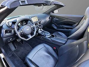 Aston Martin Vantage Roadster Onyx Black / Obsidian Black