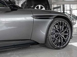 Aston Martin DB11 V8 Volante 