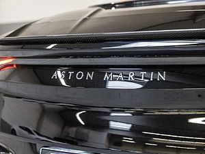 Aston Martin DBS Volante 