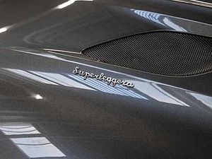 Aston Martin DBS Superleggera 