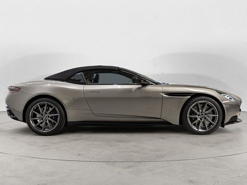 Aston Martin DB11 V8 Volante Titanium Grey