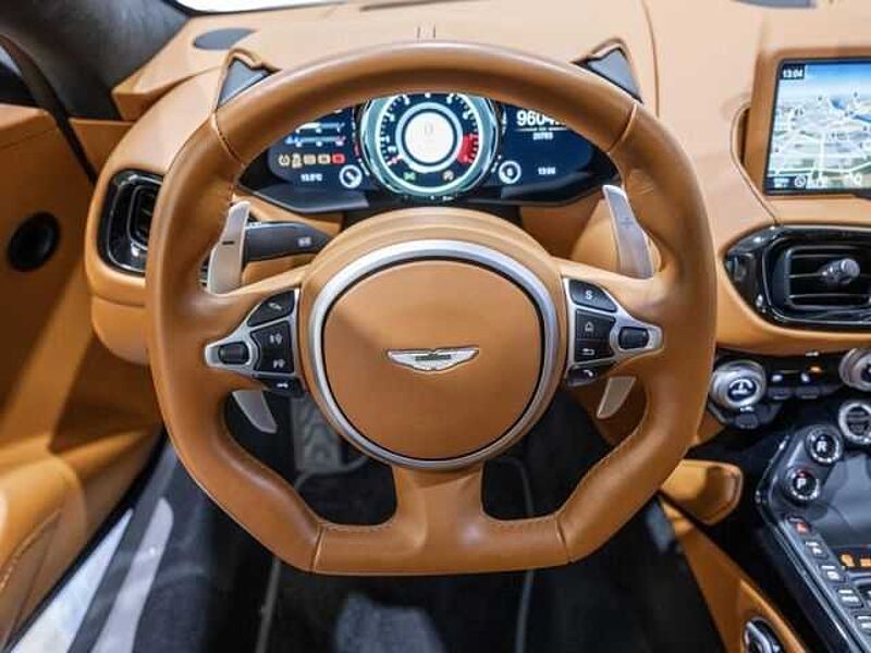 Aston Martin V8 Vantage Coupe Magnetic Silver Kestrel Tan