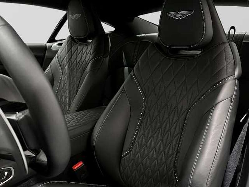 Aston Martin DB12 Onyx Black Carbonbremse Bowers & Wilkins