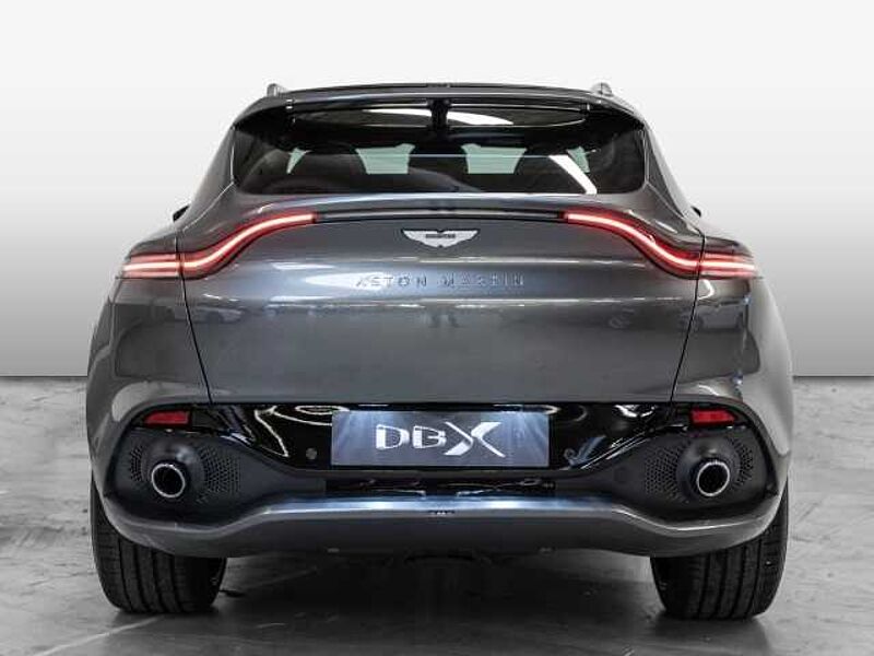 Aston Martin DBX Magnetic Silver Sonderleasing