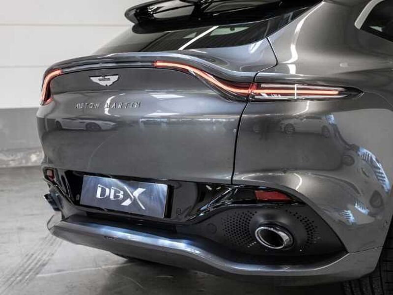 Aston Martin DBX Magnetic Silver Sonderleasing