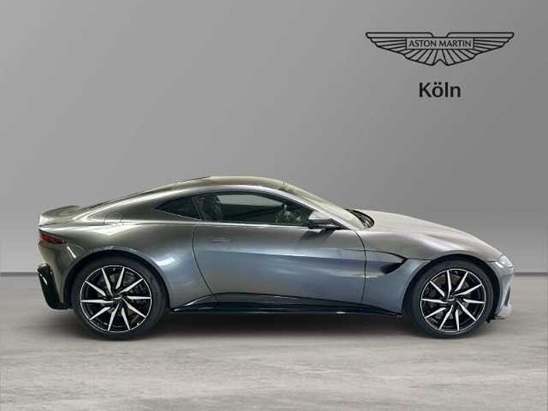 Aston Martin Vantage Magnetic Silver, Sportsitze, kein OPF, Sportauspuff