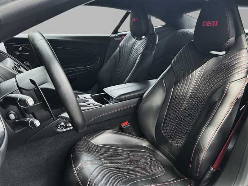 Aston Martin DB11 V8 Coupe Onyx Black Pure Black Carbon Twill