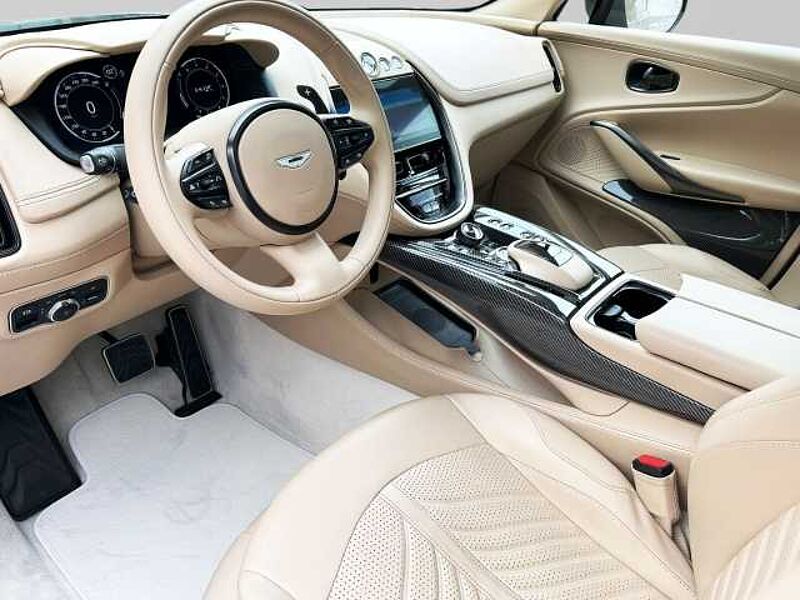 Aston Martin DBX 707 Satin Titanium Grey Sandstorm