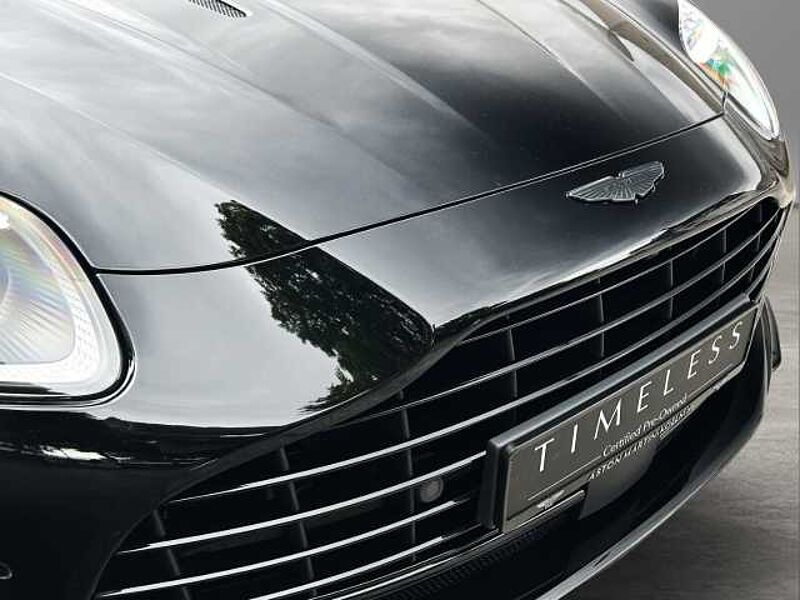 Aston Martin DB12 Jet Black Oxford Tan Twill Carbon