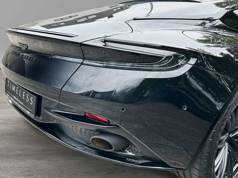 Aston Martin DB12 Jet Black Oxford Tan Twill Carbon