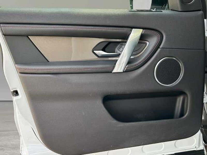 Land Rover Discovery Sport D150 R-Dynamic AWD Panorama Kamera