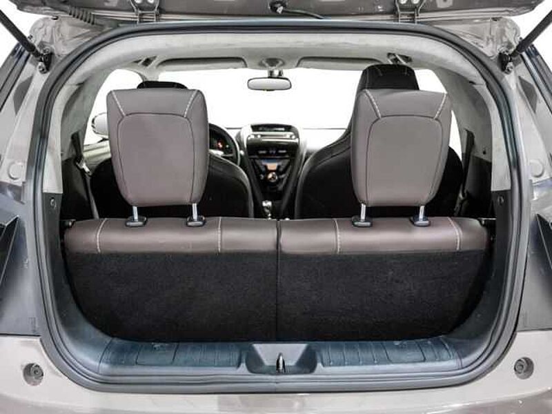 Aston Martin Cygnet High Line Grey Bull