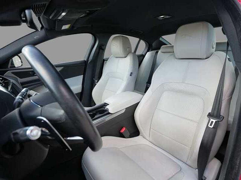 Jaguar XE R-Dynamic HSE D200 Mild-Hybrid EU6d