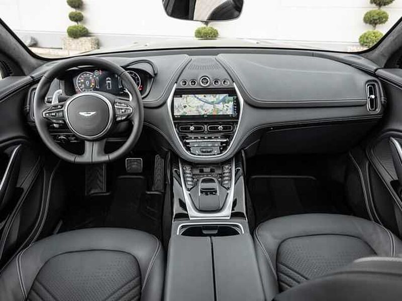 Aston Martin DBX Jet Black Onyx Black