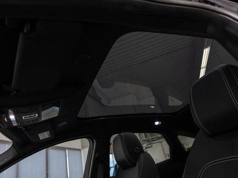 Jaguar E-Pace D200 AWD R-Dynamic SE (Meridian) Memory