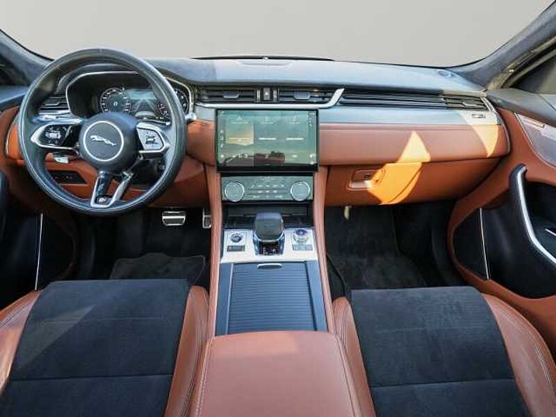 Jaguar F-Pace P550 AWD SVR 5,0 V8 Kompressor