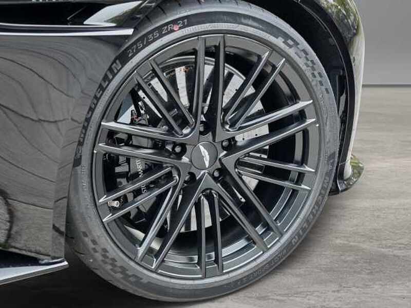 Aston Martin DB12 Volante Californian Poppy Carbonbremse  B&W