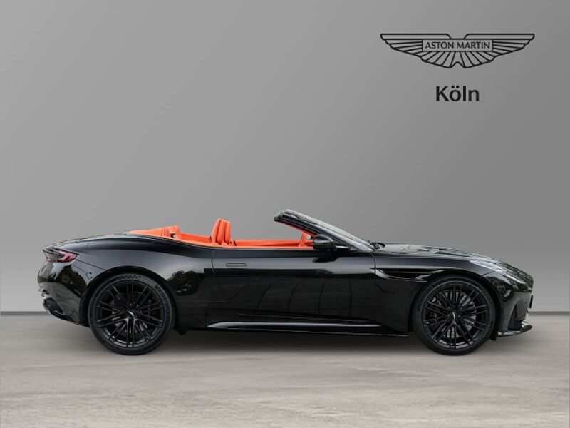 Aston Martin DB12 Volante Californian Poppy Carbonbremse  B&W